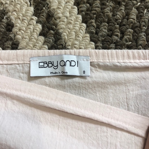 🌟Off the shoulder boutique top - Picture 3 of 3